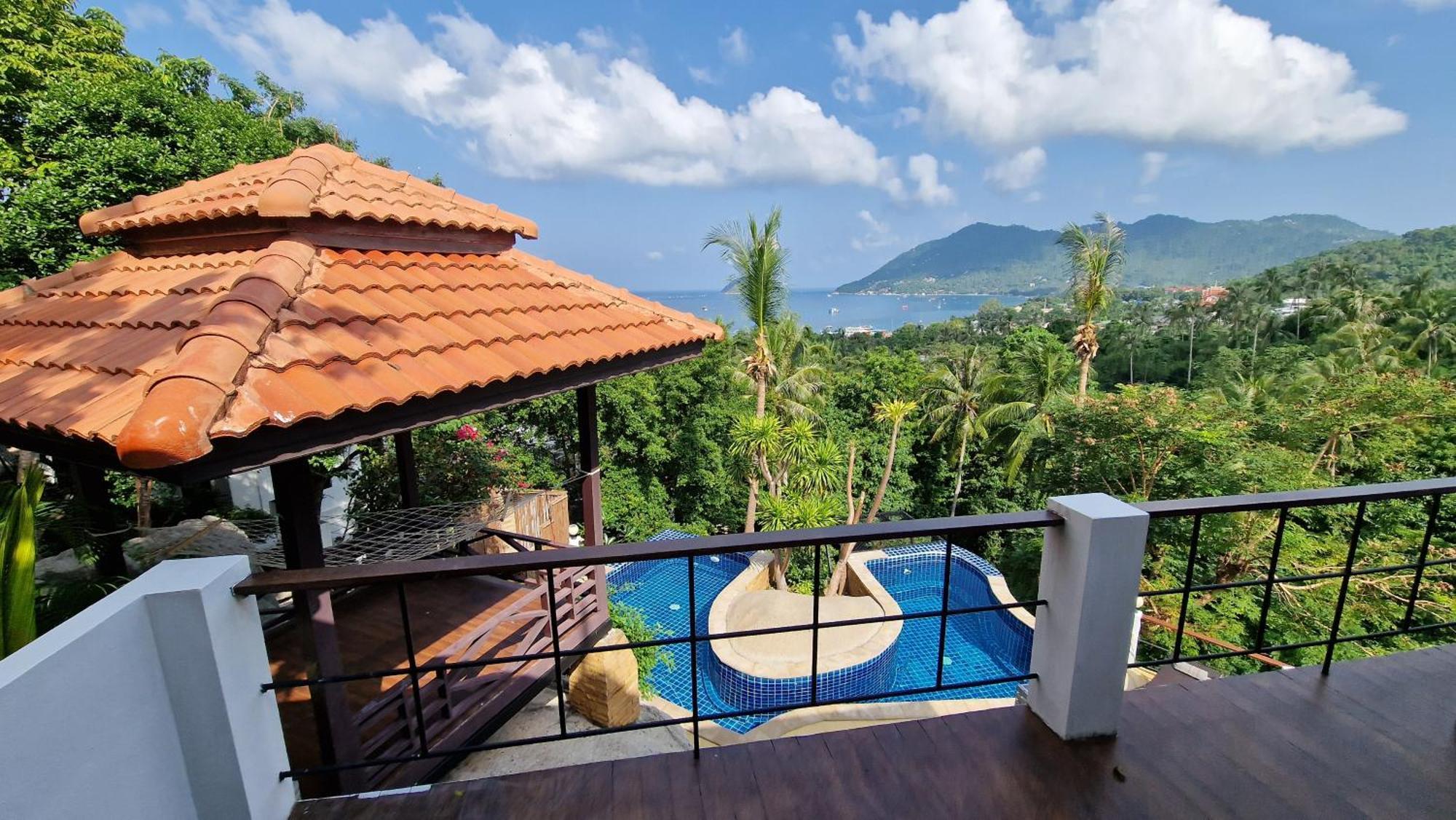 Emerald Oasis Pool Koh Tao